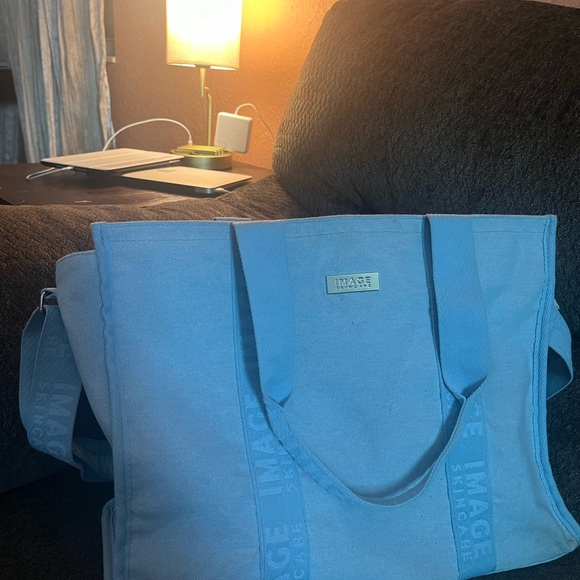 Image Skin Care 🧖🏽♀️Blue faux jeans, summer tote! - Picture 2 of 5